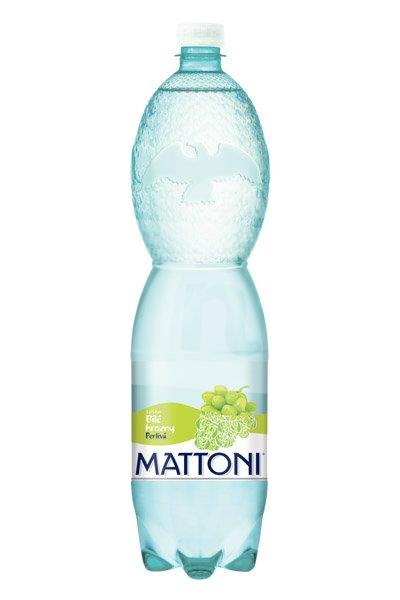 Prírodná minerálna voda ochutená perlivá biele hrozno 1,5l Mattoni